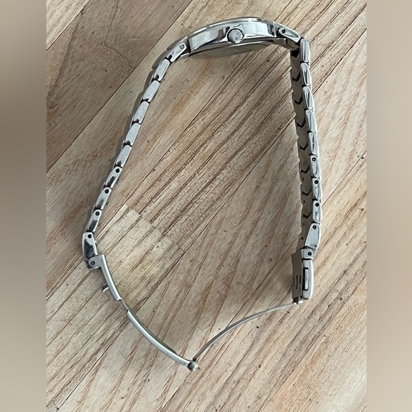 Caterpillar CAT Ladies Watch ULTRA RARE Stainless Bracelet Case Dial Date Window - Picture 7 of 12